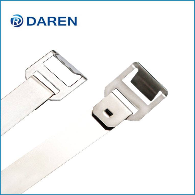 Simple Buckle Tie